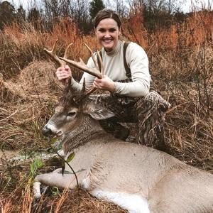 Meet your Posher, Holly